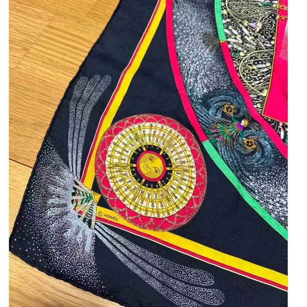 Hermes Feux d'artifice silk large scarf carre 90 EUC - Picture 2 of 10